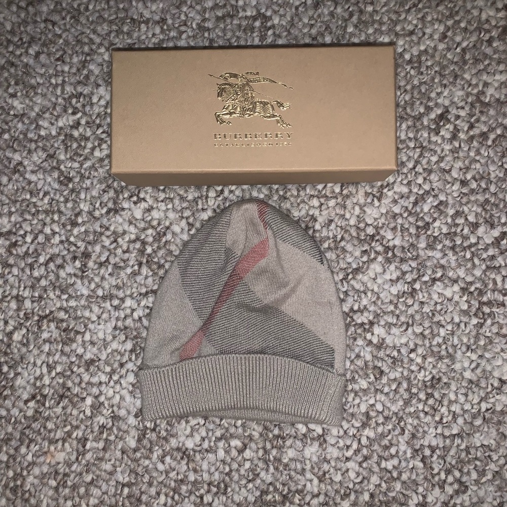 Baby Burberry beanie